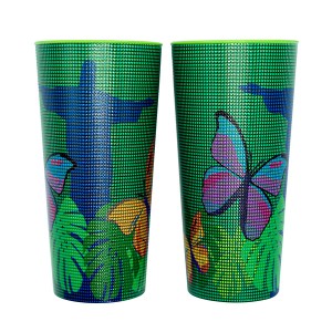 Criativo Copo Eco - Borboletas Impressão UV, Copo Eco em PP com 510ml (16cm altura). Embalagem individual em caixa de papelão Kraft. Impressão UV a 4/0 cores.  com Verniz UV Venda mínima de 2 Eco copos por pedido.